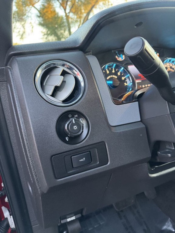 2013 Ford F-150 Image 23