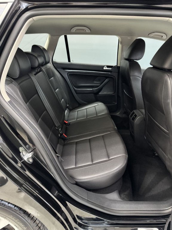 2014 Volkswagen Jetta Image 16