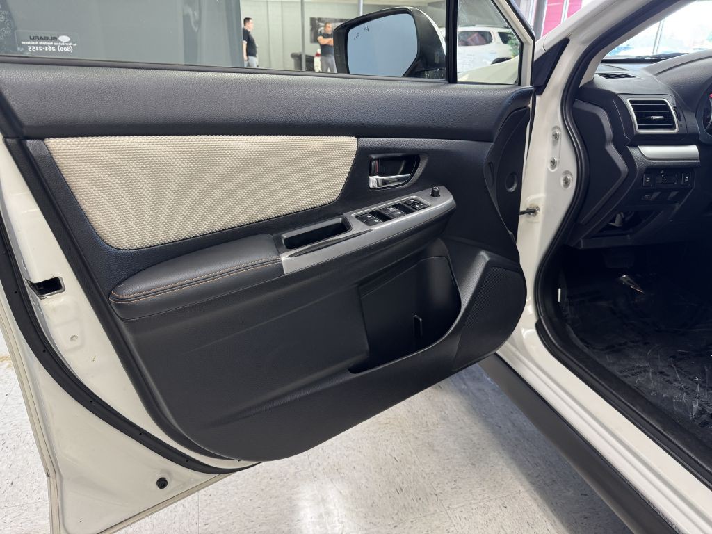 2016 Subaru Crosstrek Image 12