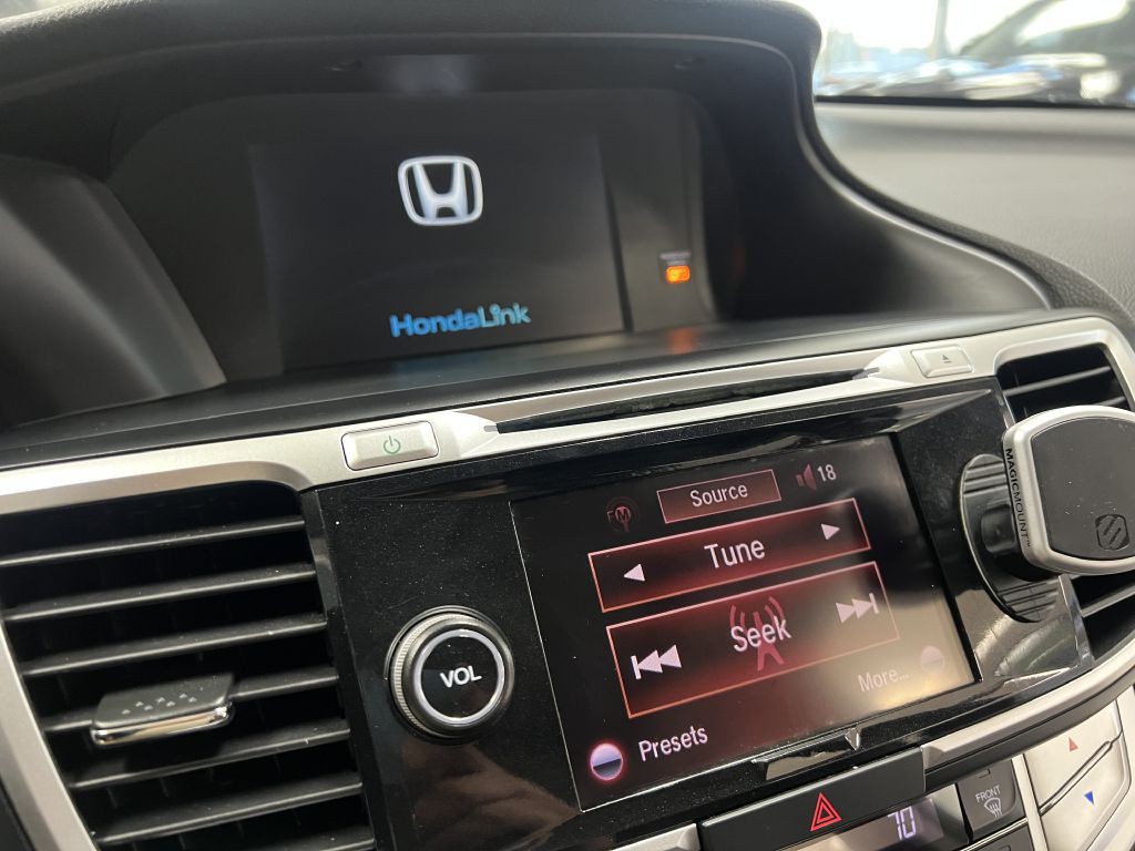 2014 Honda Accord Image 24
