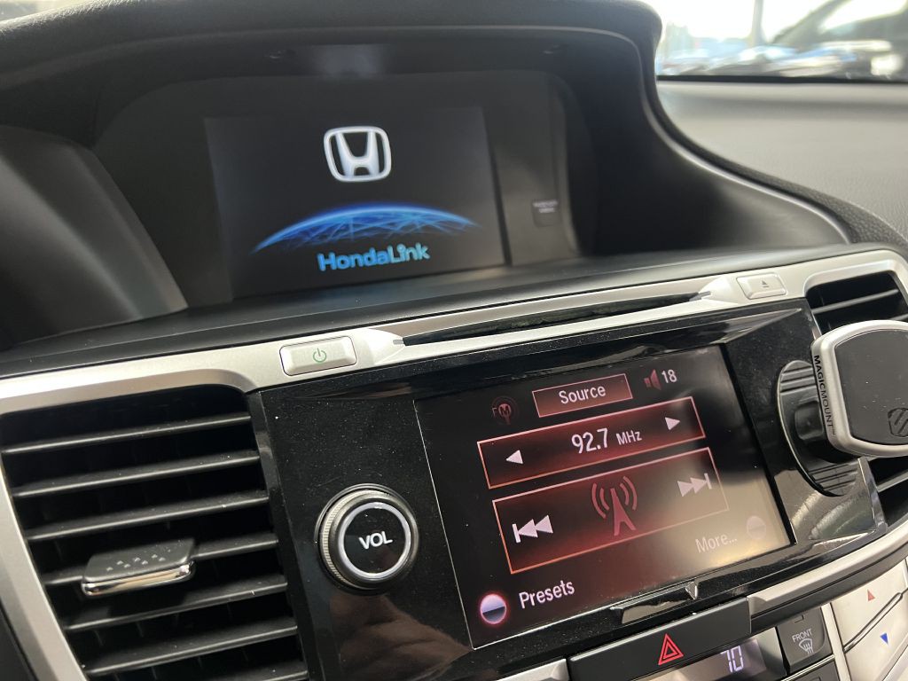 2014 Honda Accord Image 25