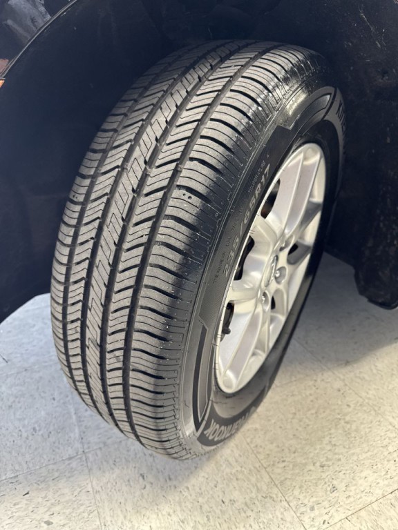 2017 Chrysler Pacifica Image 33