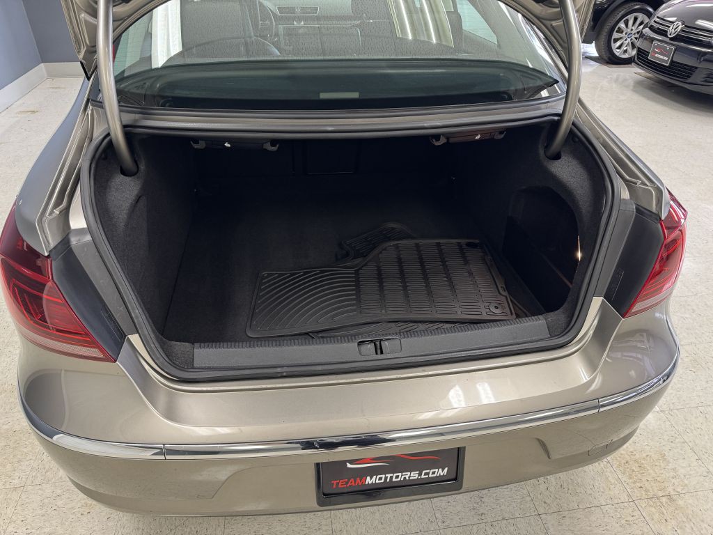 2014 Volkswagen CC Image 13