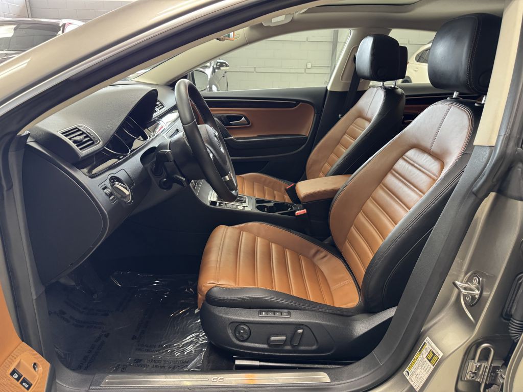 2014 Volkswagen CC Image 17