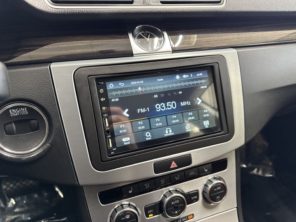 2014 Volkswagen CC Image 27