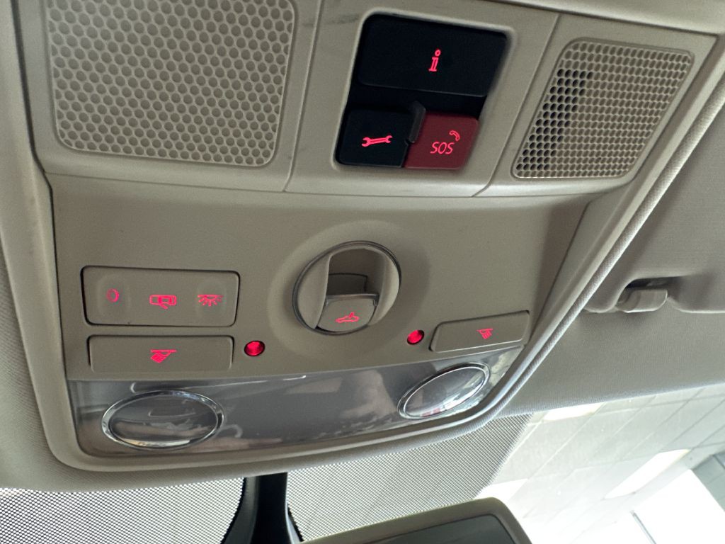 2014 Volkswagen CC Image 28