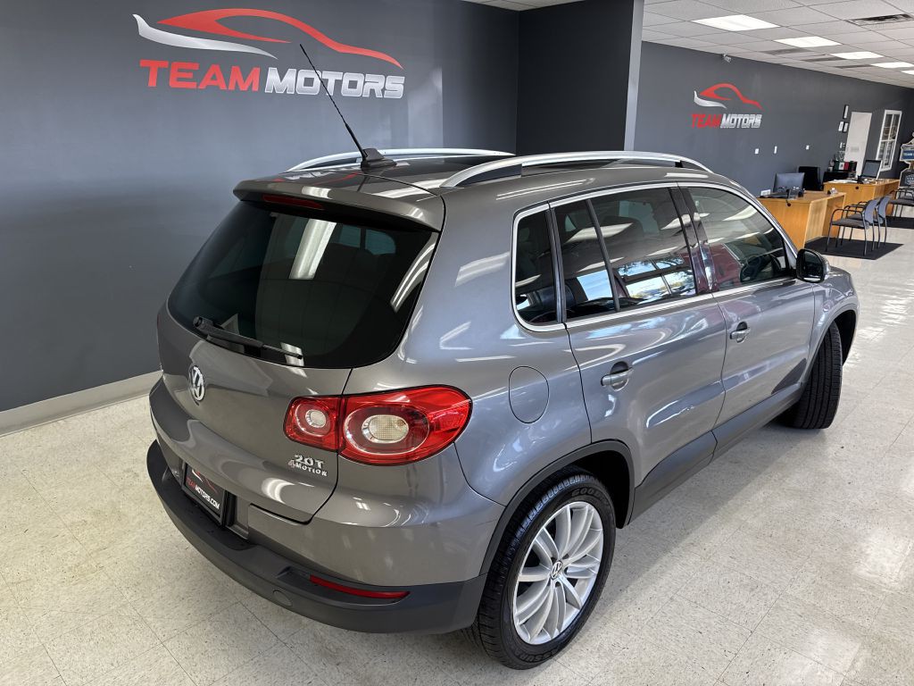 2011 Volkswagen Tiguan Image 4