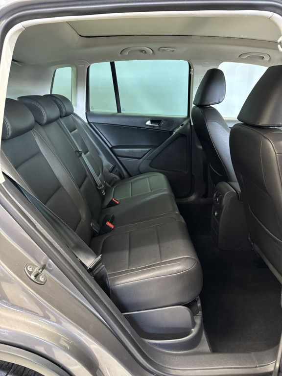2011 Volkswagen Tiguan Image 13