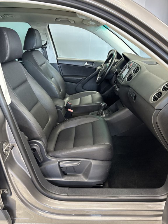 2011 Volkswagen Tiguan Image 15