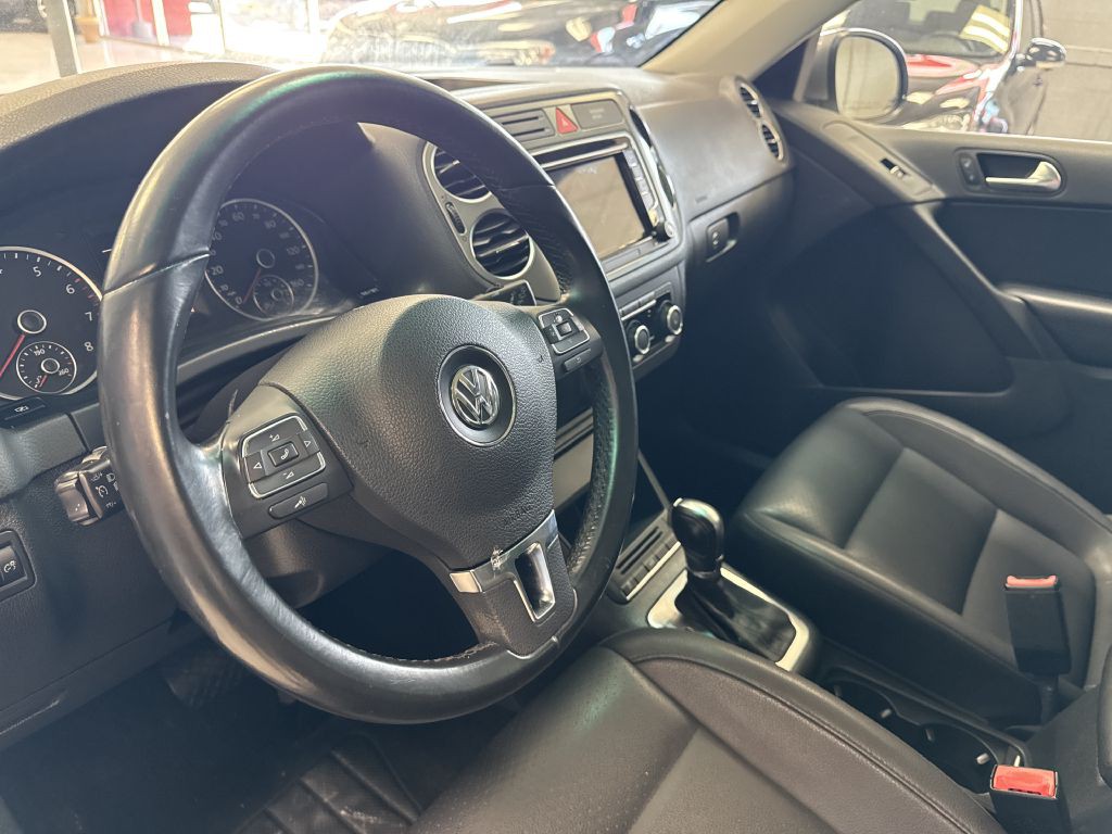 2011 Volkswagen Tiguan Image 17