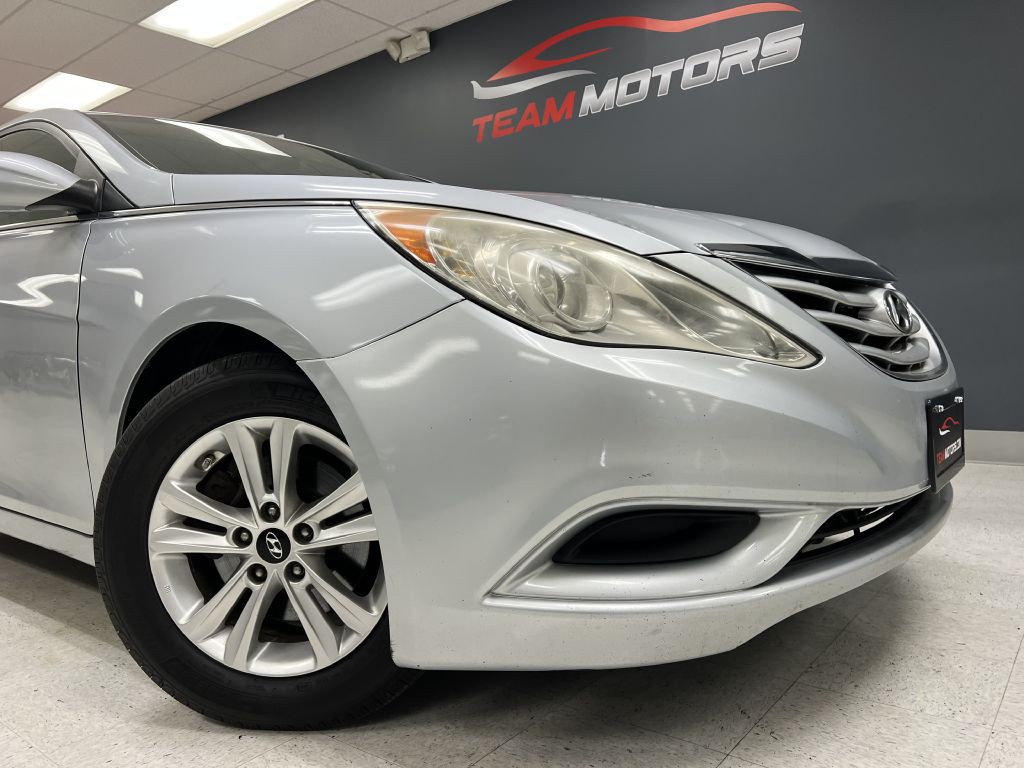 2013 Hyundai Sonata Image 4