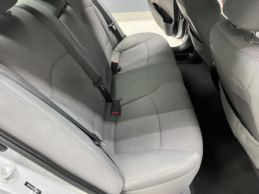 2013 Hyundai Sonata Image 21