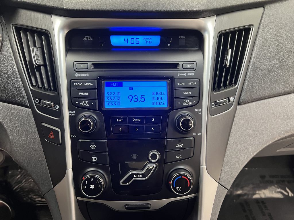 2013 Hyundai Sonata Image 25
