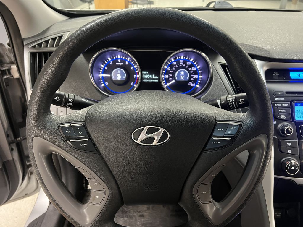 2013 Hyundai Sonata Image 26