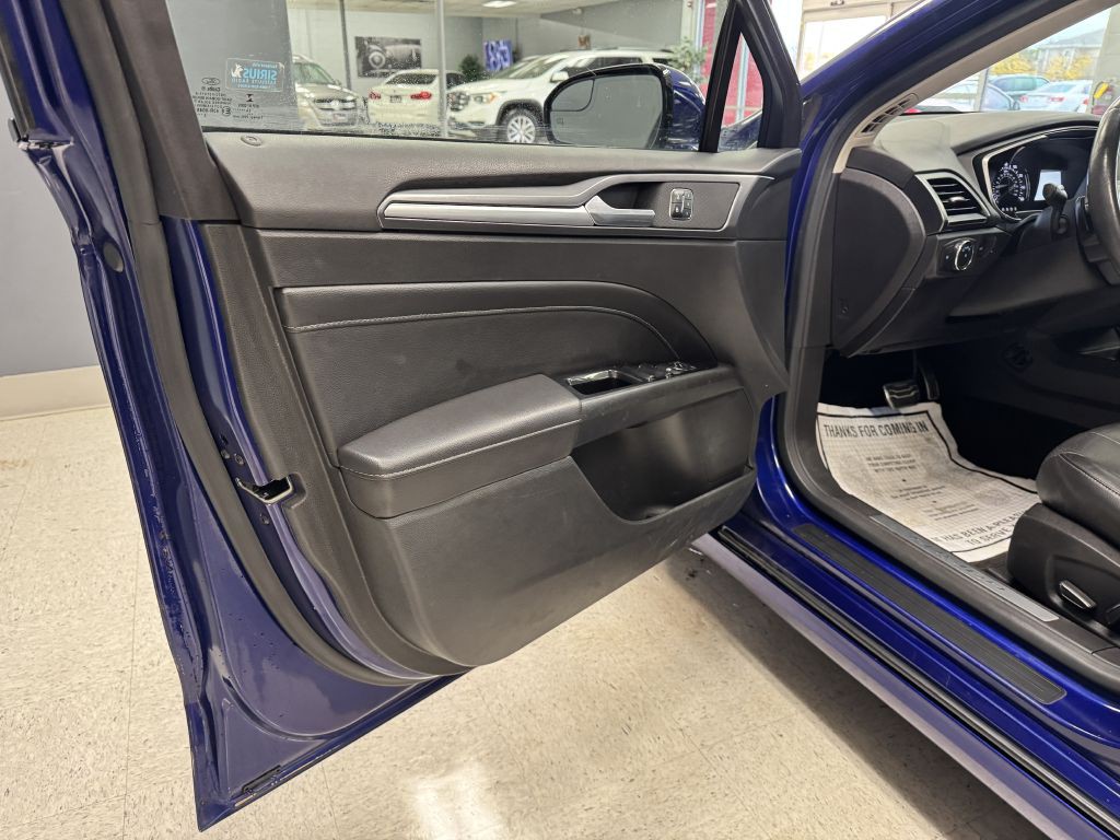 2015 Ford Fusion Image 13