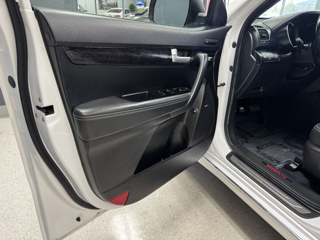2014 Kia Sorento Image 13
