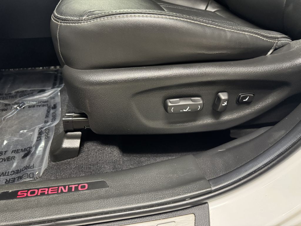 2014 Kia Sorento Image 22