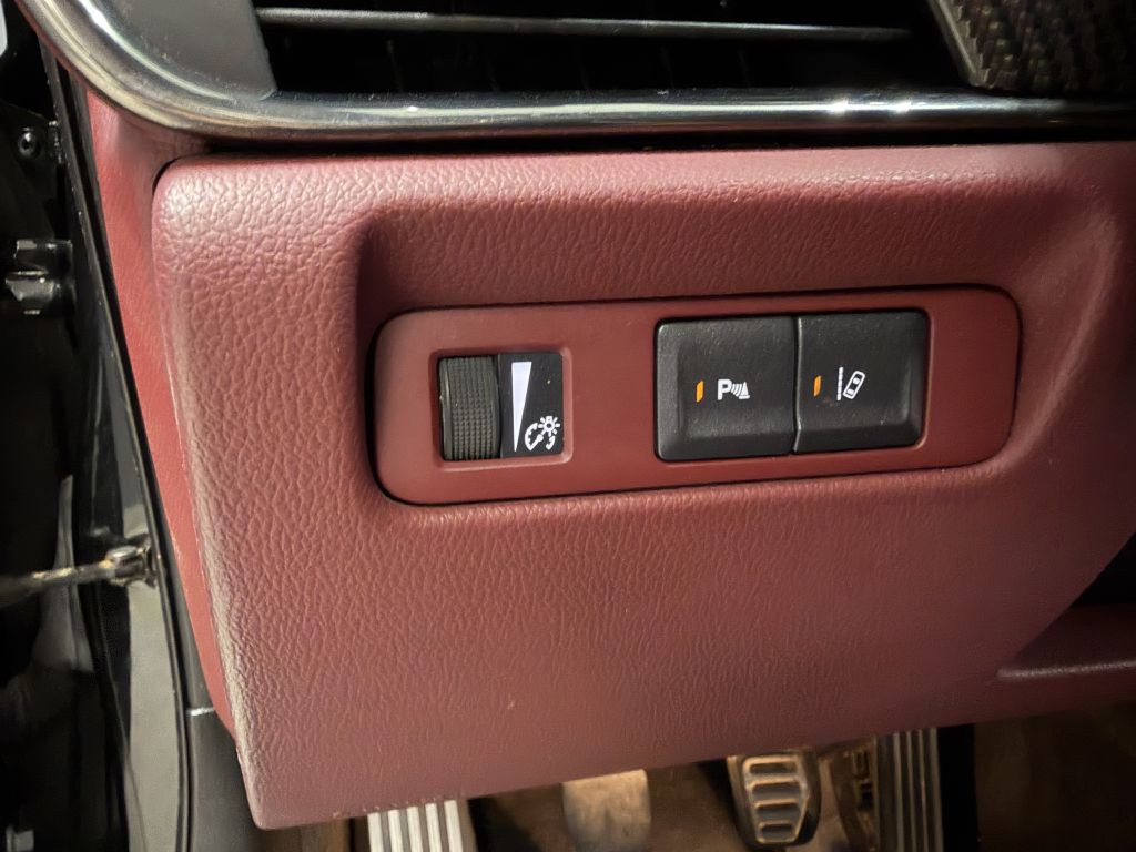 2013 Cadillac ATS Image 32