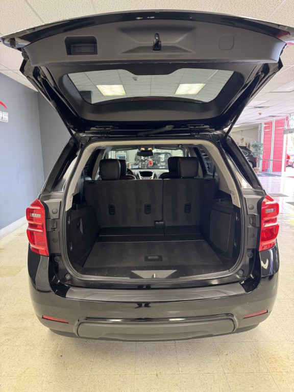 2017 Chevrolet Equinox Image 11