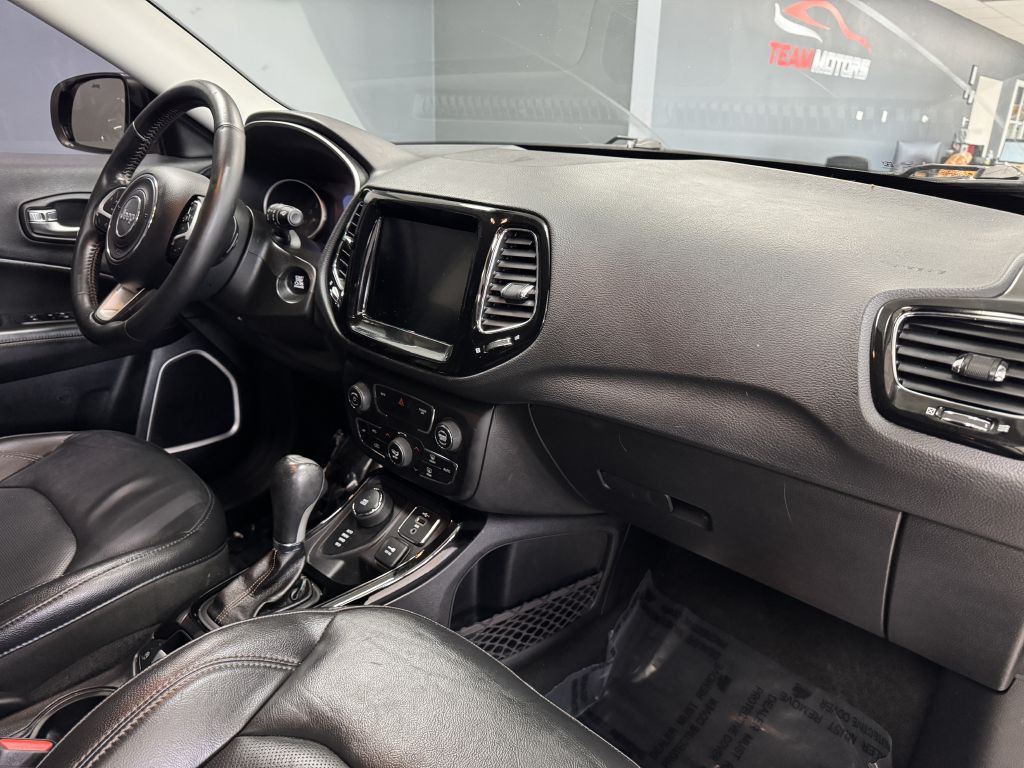 2019 Jeep Compass Image 18