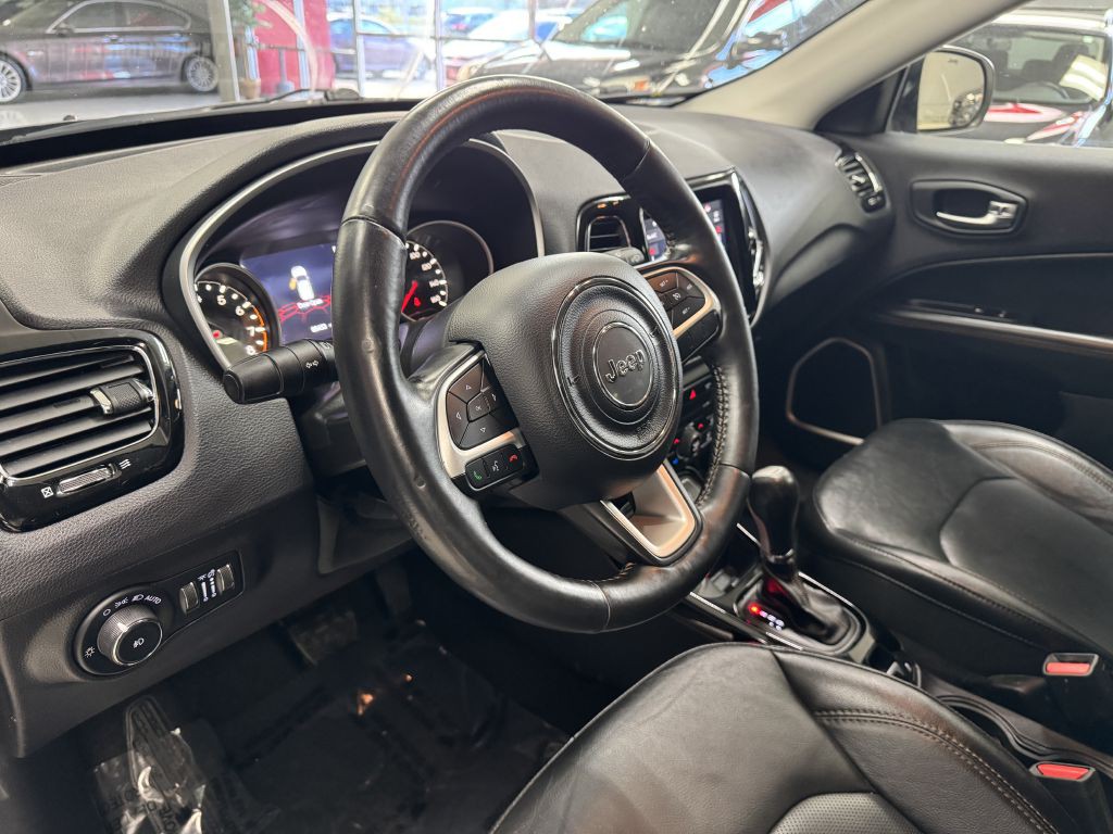 2019 Jeep Compass Image 19