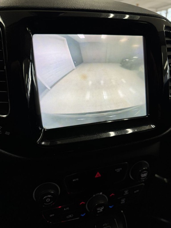 2019 Jeep Compass Image 28