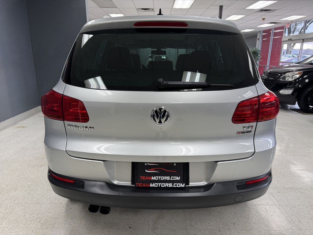 2017 Volkswagen Tiguan Image 8