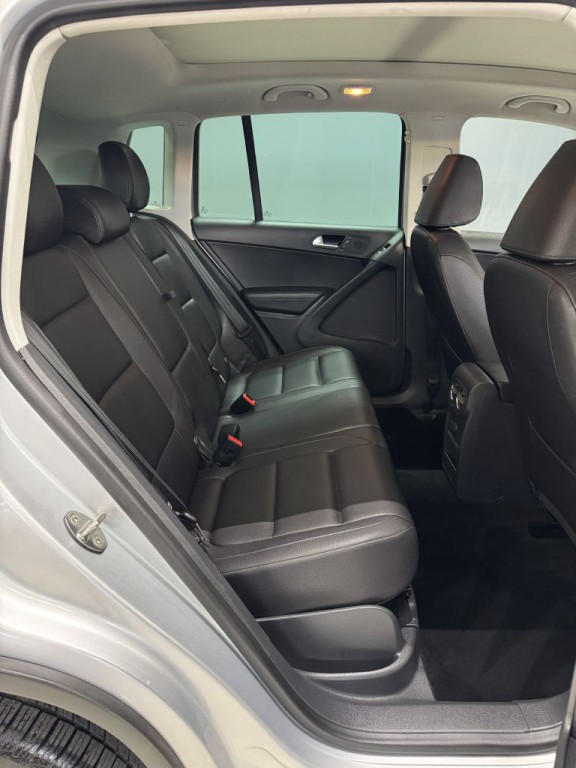 2017 Volkswagen Tiguan Image 15
