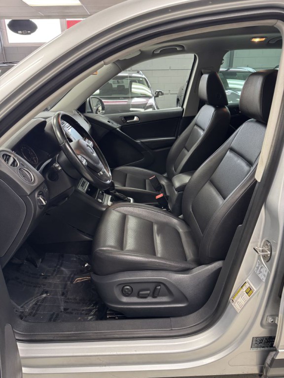 2017 Volkswagen Tiguan Image 18