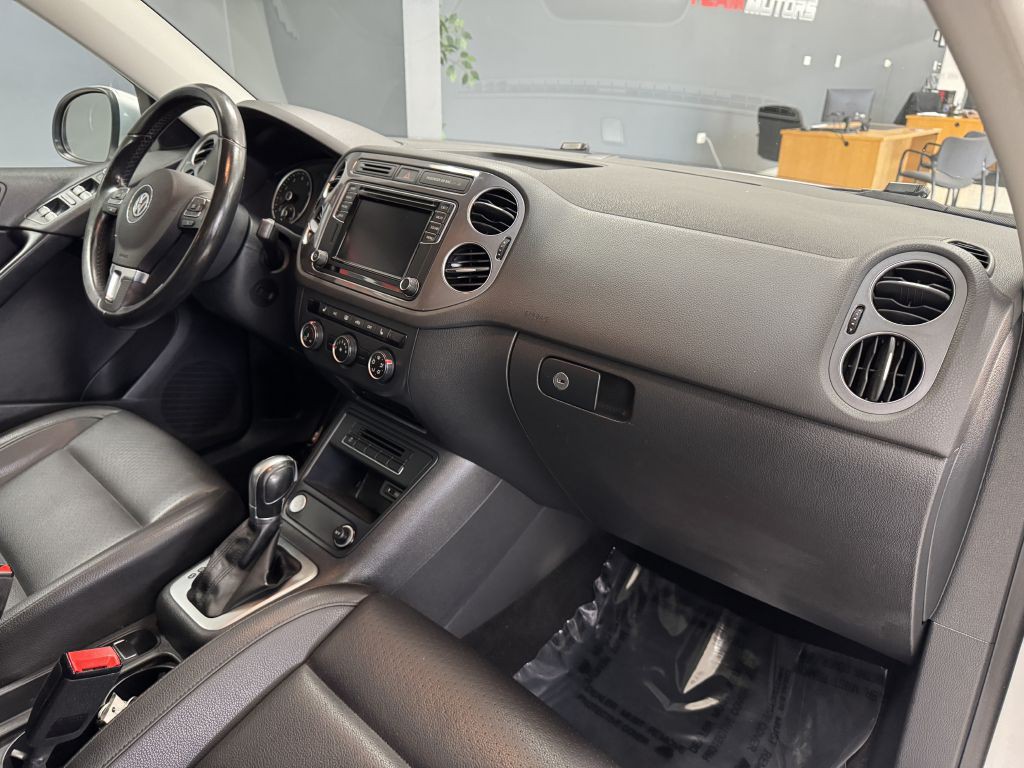 2017 Volkswagen Tiguan Image 20
