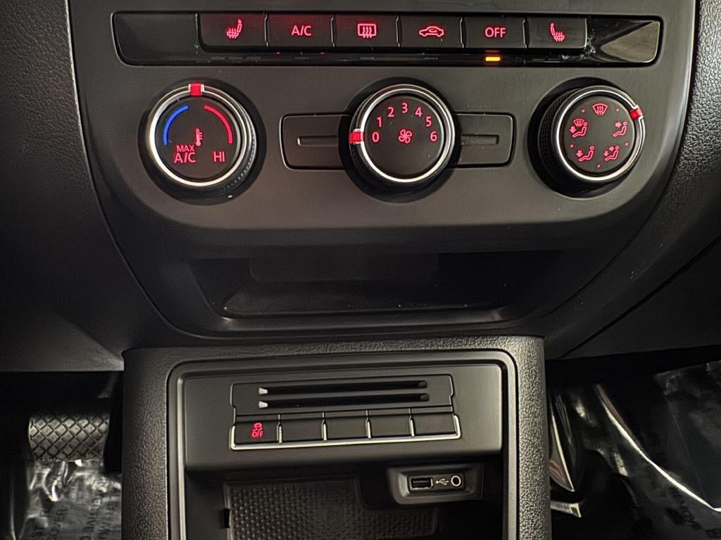 2017 Volkswagen Tiguan Image 29