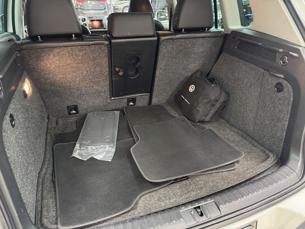 2016 Volkswagen Tiguan Image 12