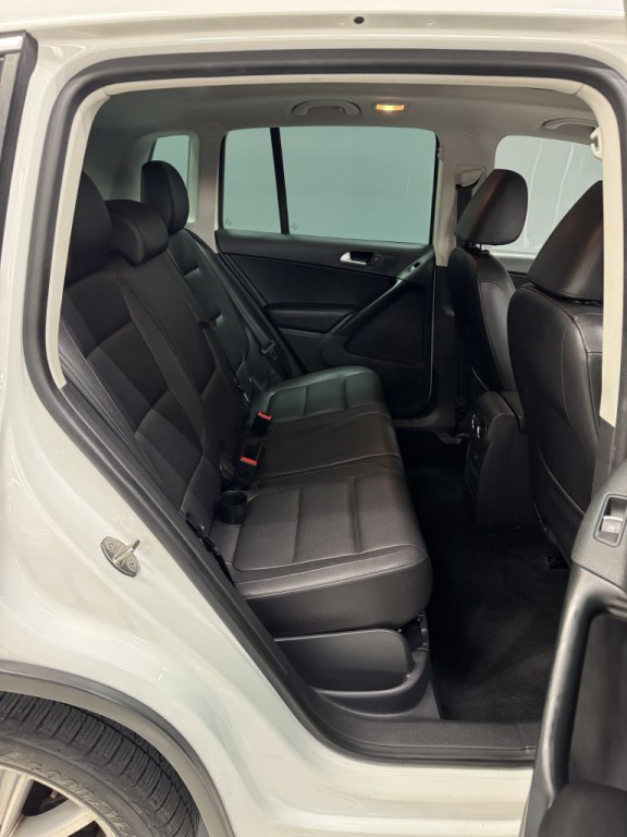 2016 Volkswagen Tiguan Image 14