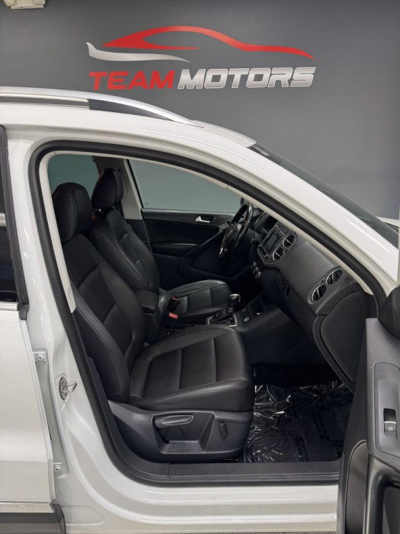 2016 Volkswagen Tiguan Image 16