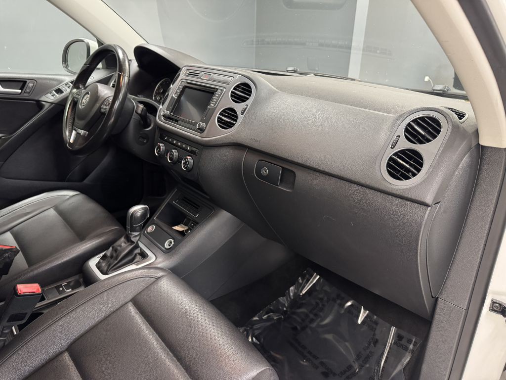 2016 Volkswagen Tiguan Image 18