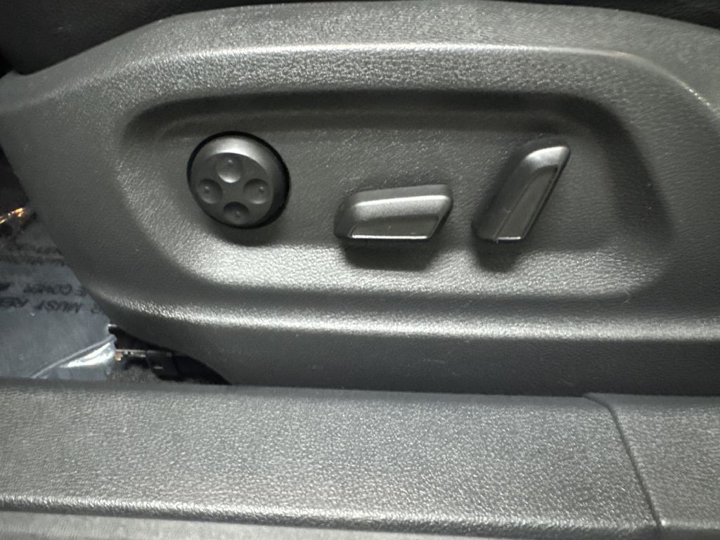 2016 Volkswagen Tiguan Image 24