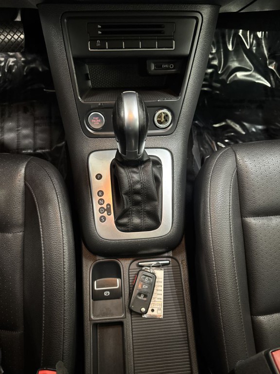 2016 Volkswagen Tiguan Image 25
