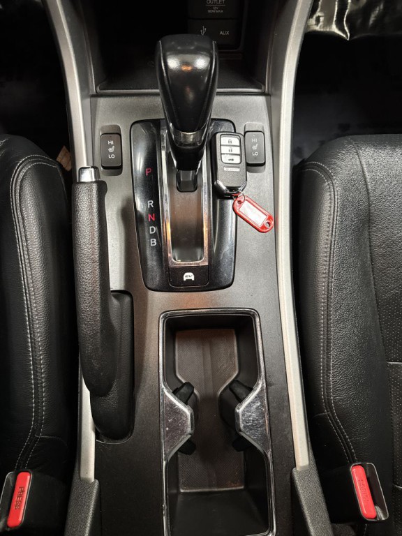 2015 Honda Accord Image 28