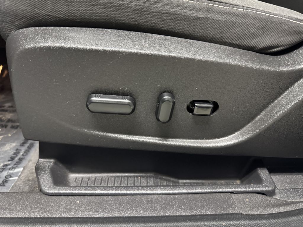 2014 Ford Escape Image 24