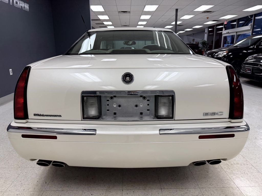 2002 Cadillac Eldorado Image 11