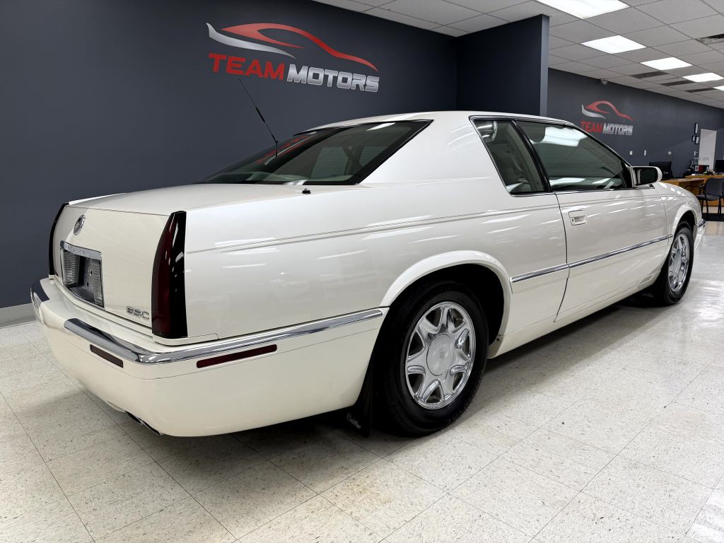 2002 Cadillac Eldorado Image 13