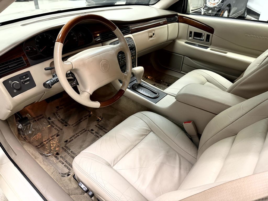 2002 Cadillac Eldorado Image 16
