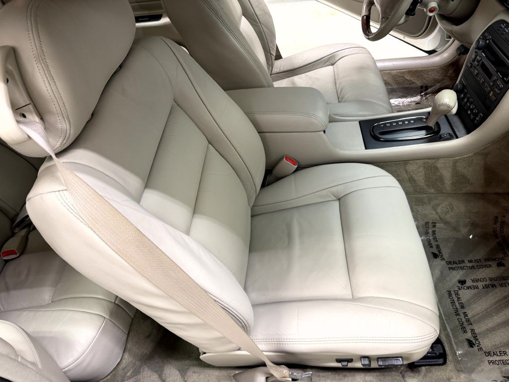 2002 Cadillac Eldorado Image 21