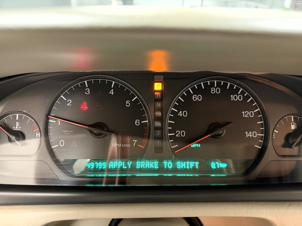 2002 Cadillac Eldorado Image 30