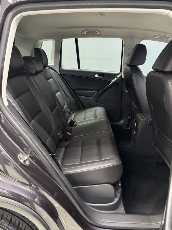 2016 Volkswagen Tiguan Image 13