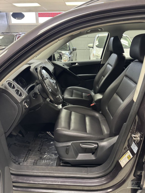 2016 Volkswagen Tiguan Image 16