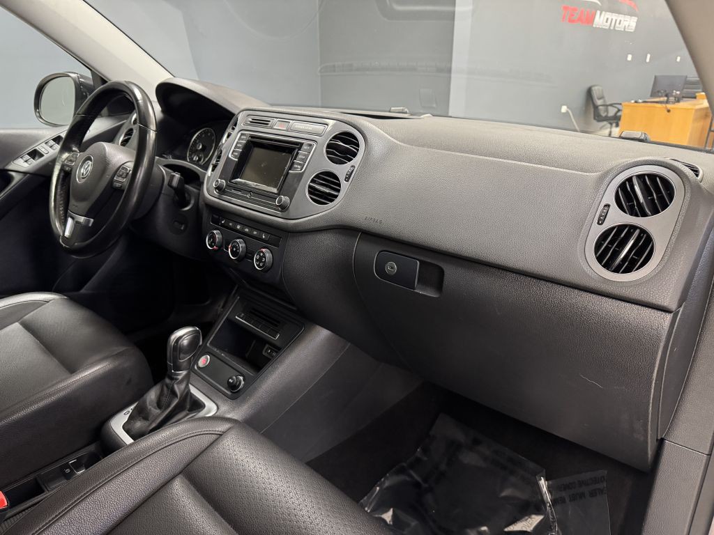 2016 Volkswagen Tiguan Image 17