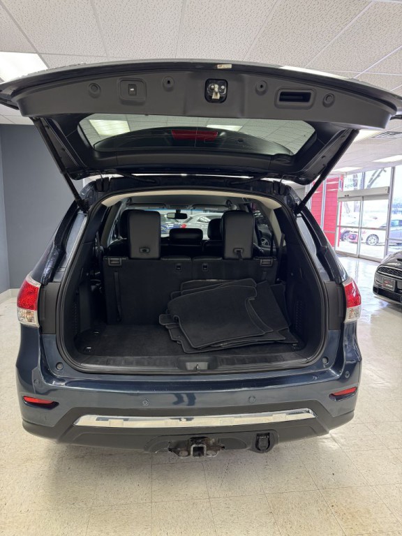 2016 Nissan Pathfinder Image 12