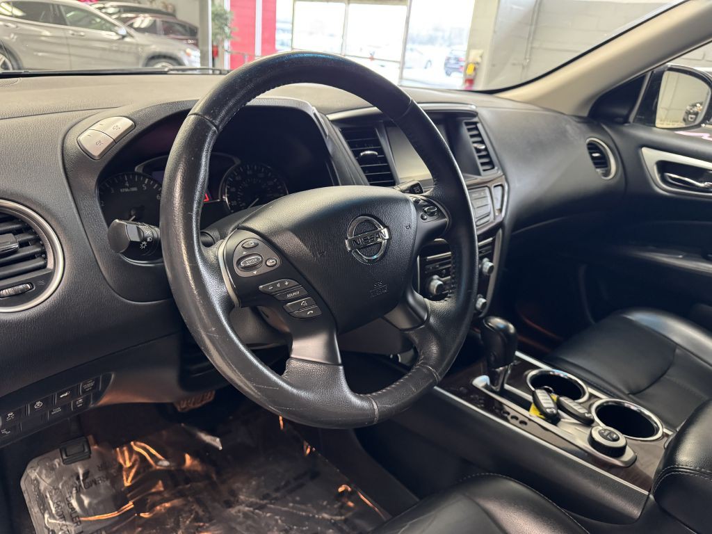 2016 Nissan Pathfinder Image 20