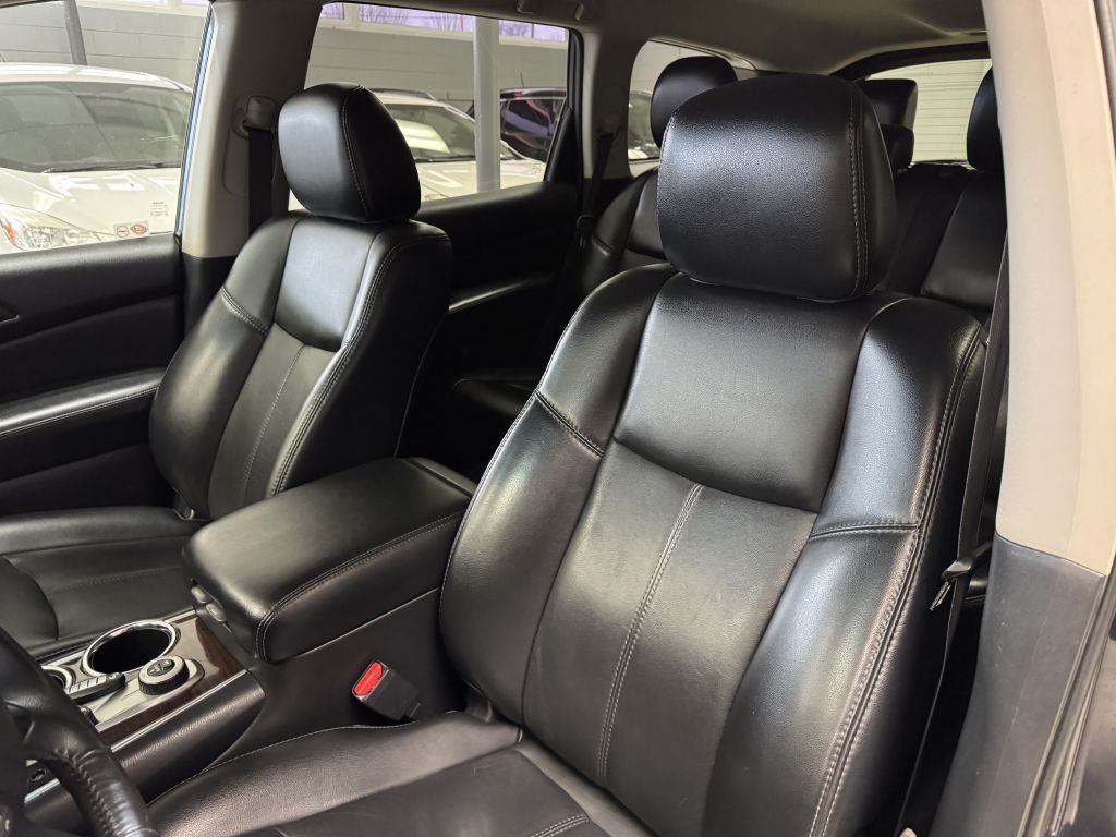2016 Nissan Pathfinder Image 23